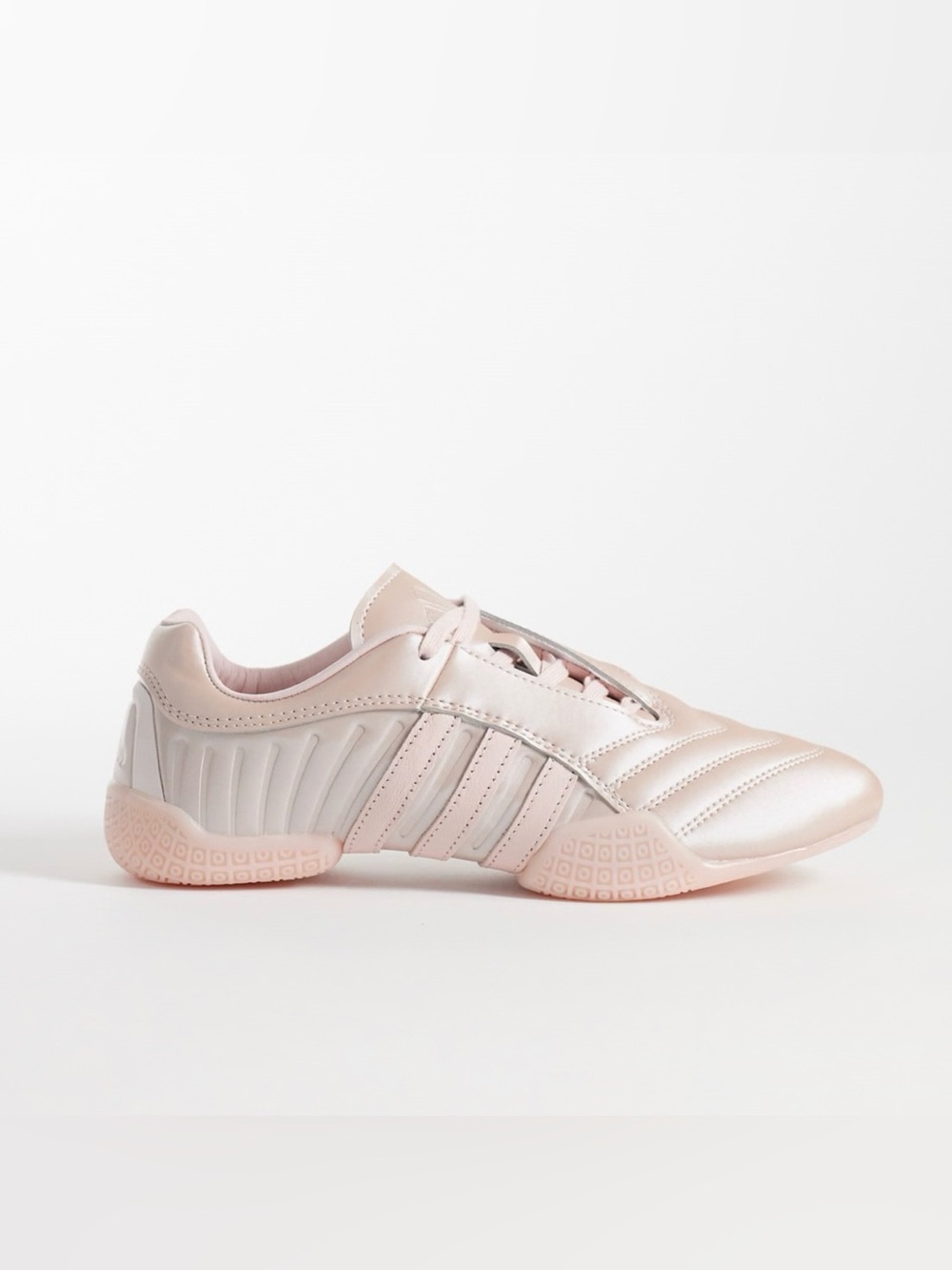 adidas Originals Taekwondo Mei Elite sneakers in pink